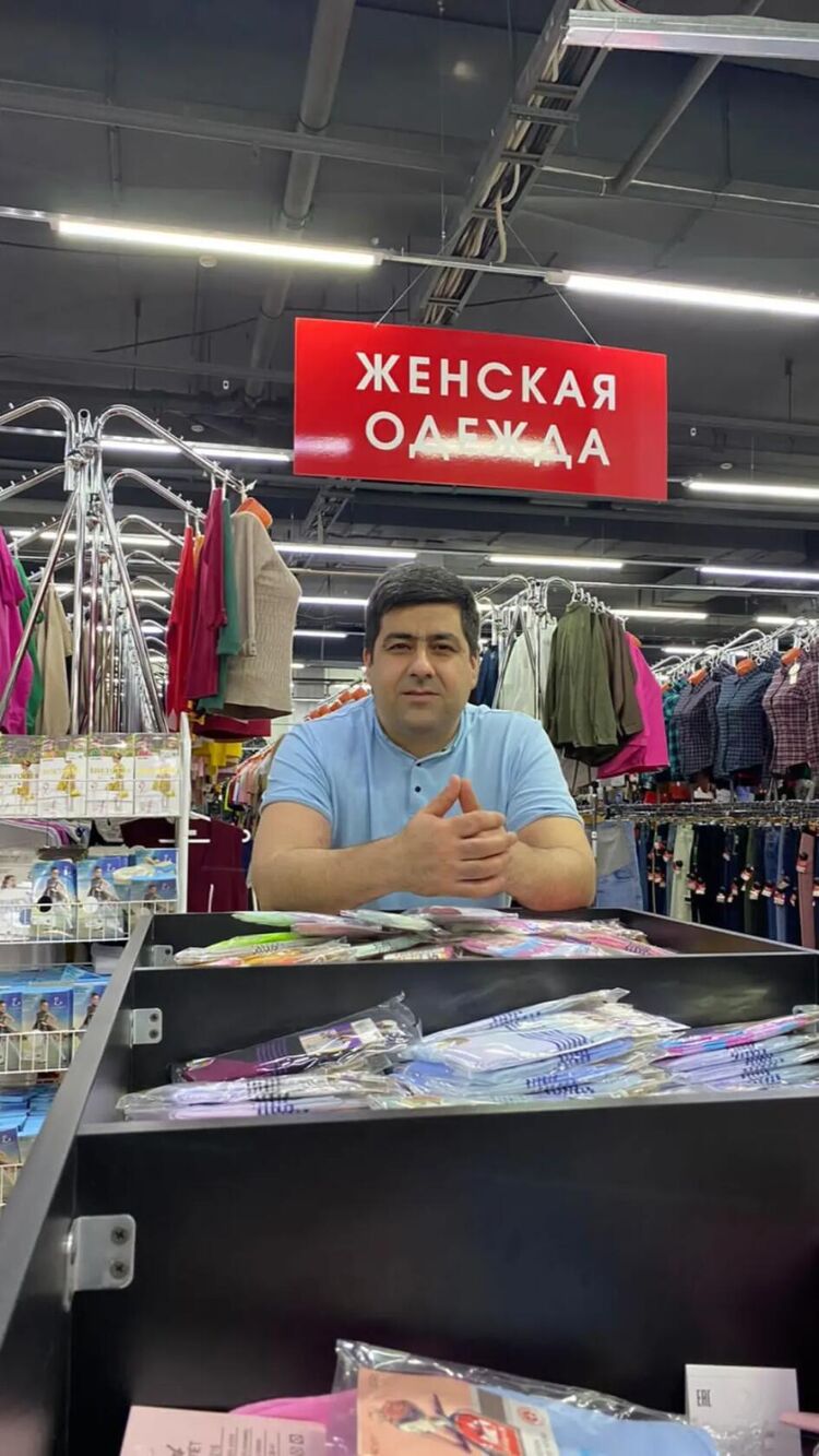  31848656  Alisher, 88 ,    -