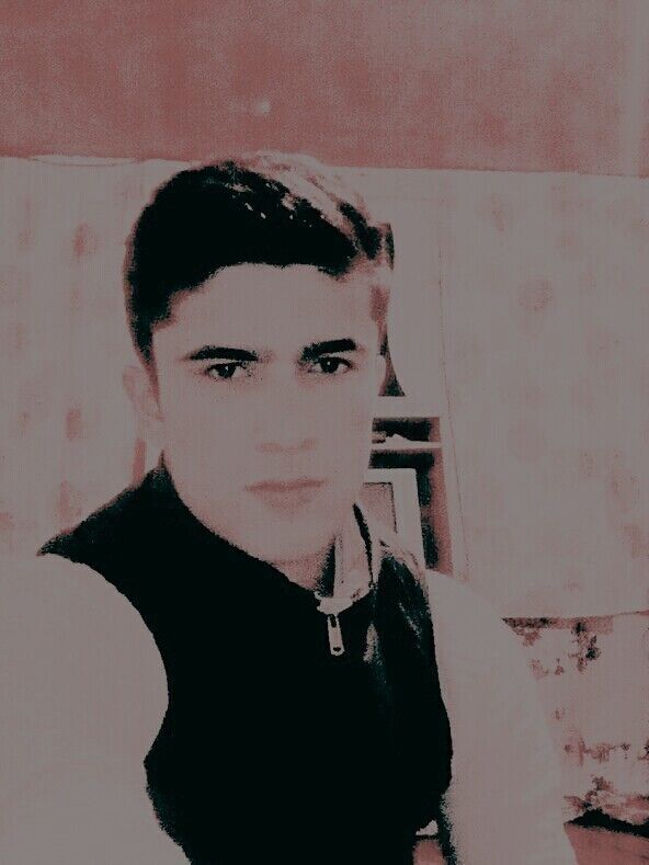  18998096  Behruz, 28 ,    