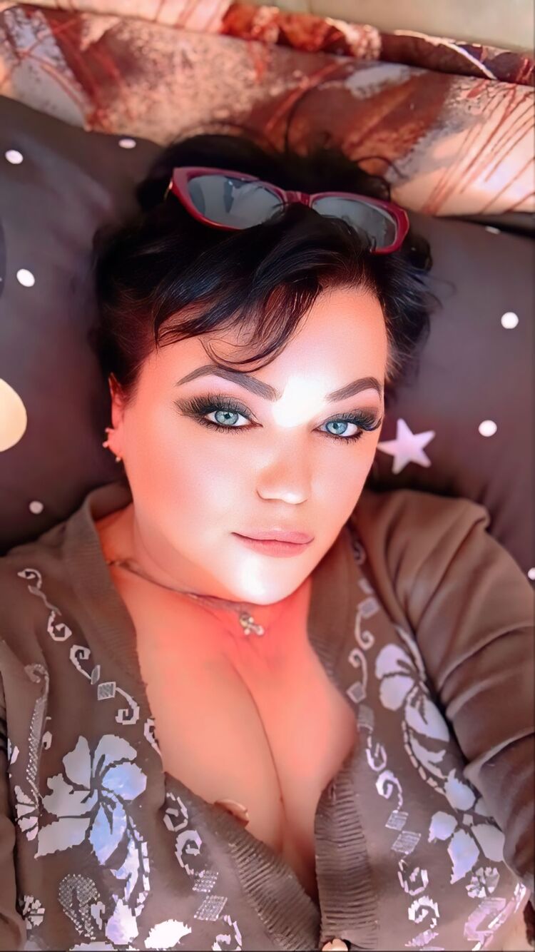  50689116  Valentina, 99 ,    