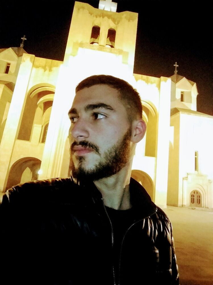  ,   Saro, 28 ,   ,   , c 