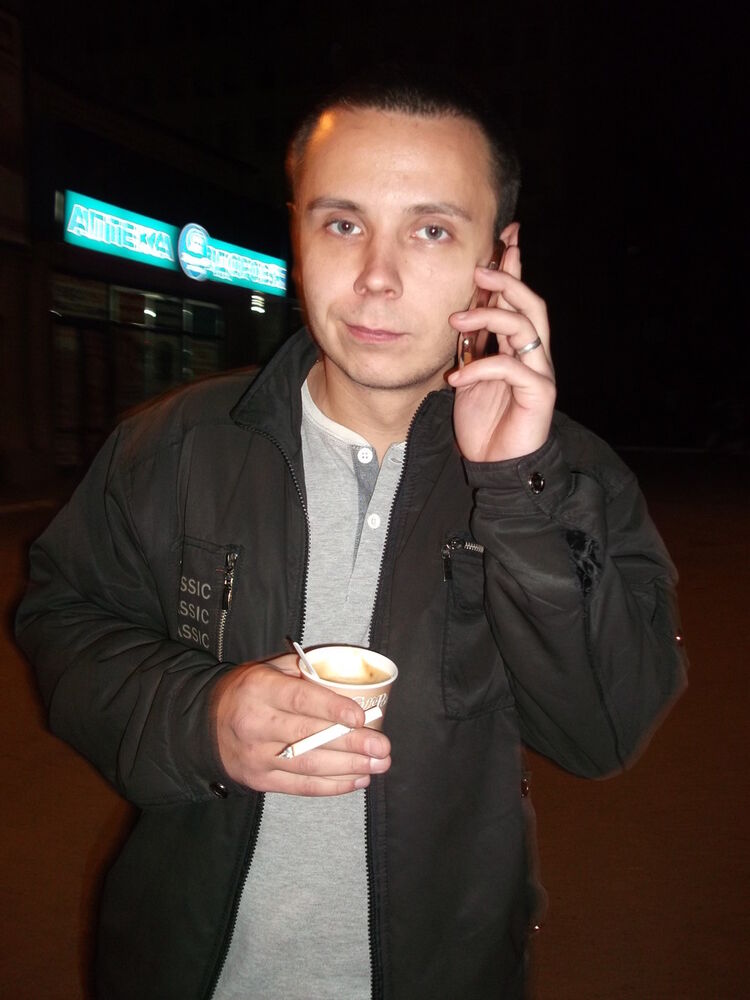  10456156  Sergey, 36 ,    