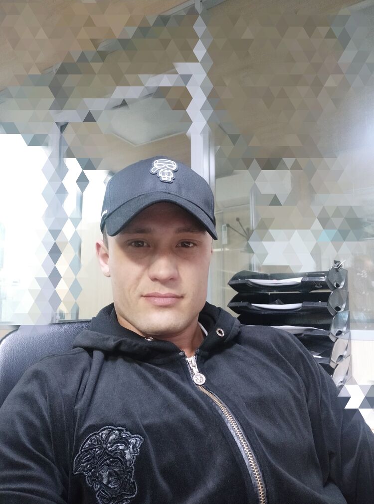  42523786  , 29 ,    