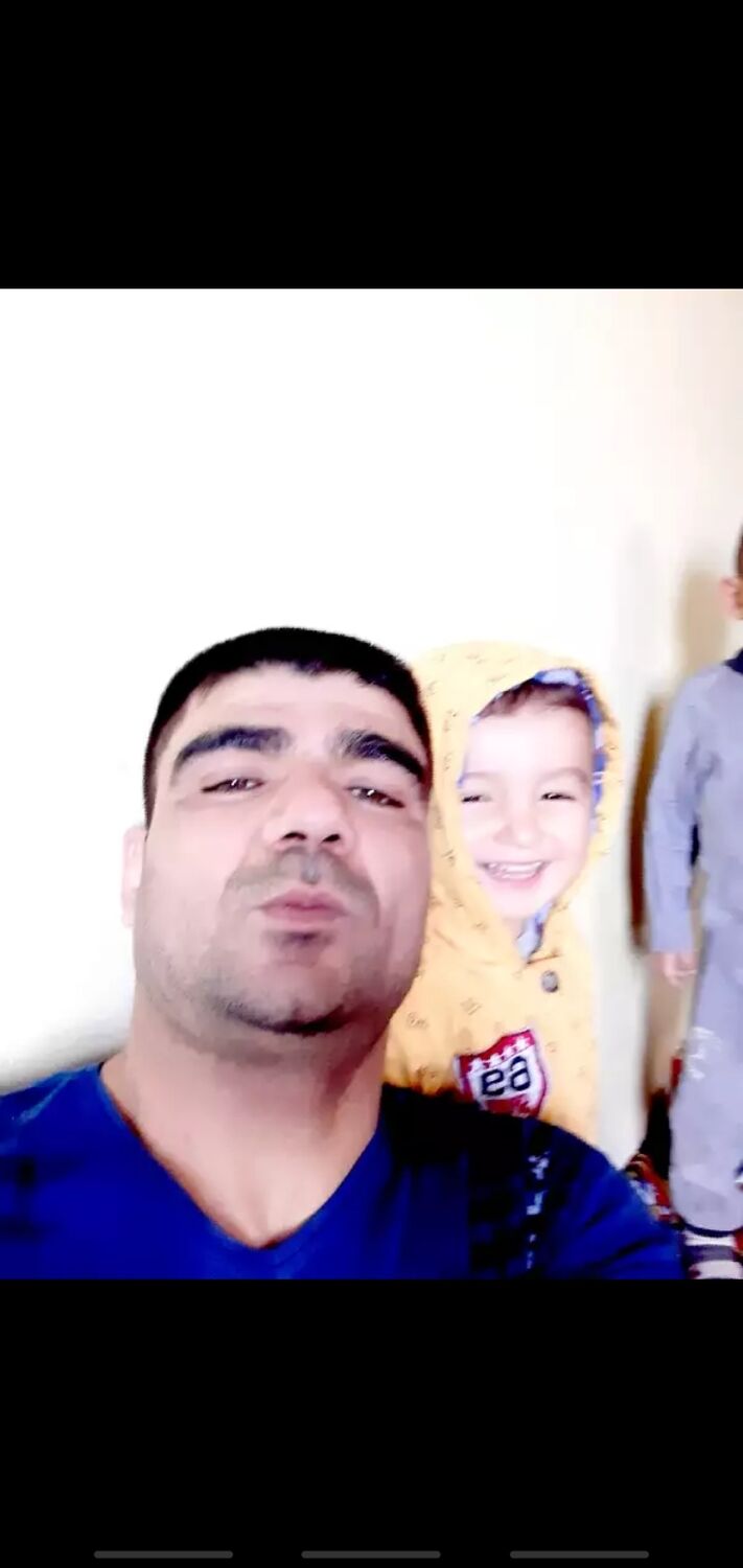  27000576  Zurab, 35 ,    