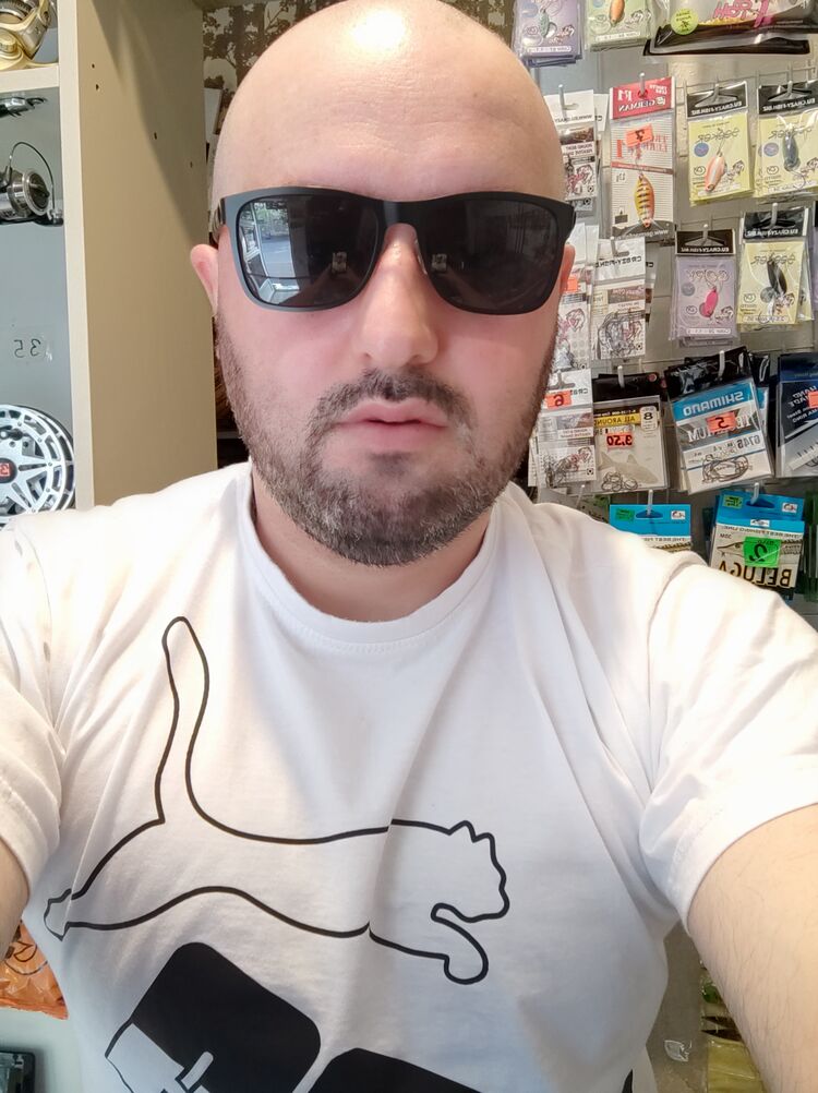  ,   Diego, 36 ,   ,   