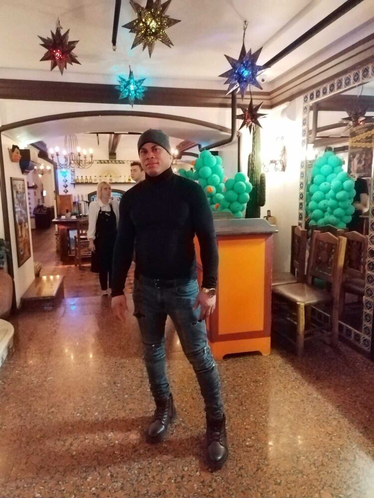  ,   Reinier, 41 ,   ,   