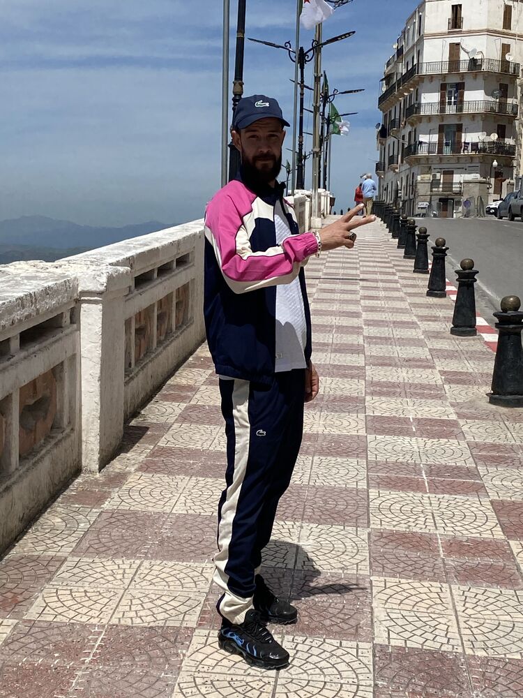  ,   Abdou, 30 ,   ,   
