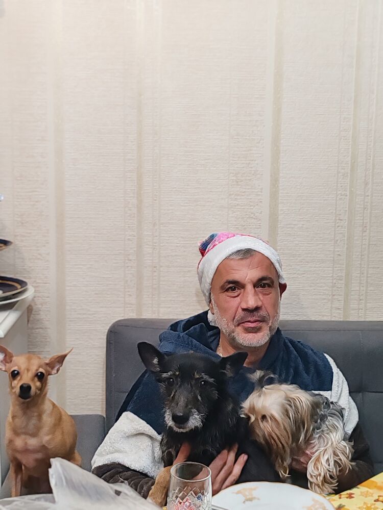  ,   Gio, 50 ,   ,   