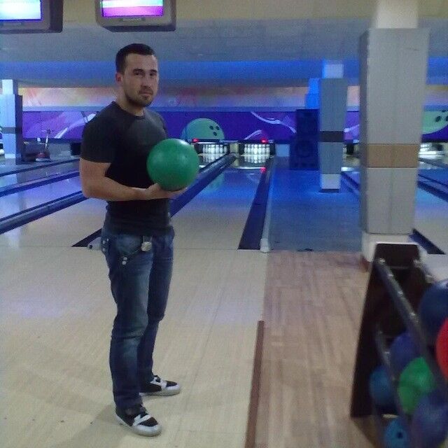  ,   Rustam, 37 ,   ,   , c , 