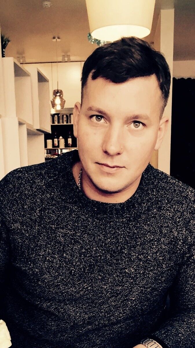  ,   AleKs, 38 ,  