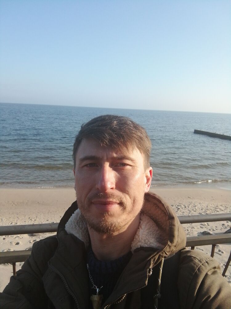  33648786  , 46 ,    