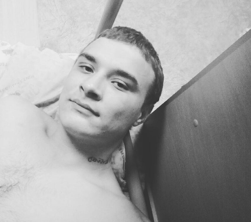  48717876  , 25 ,    