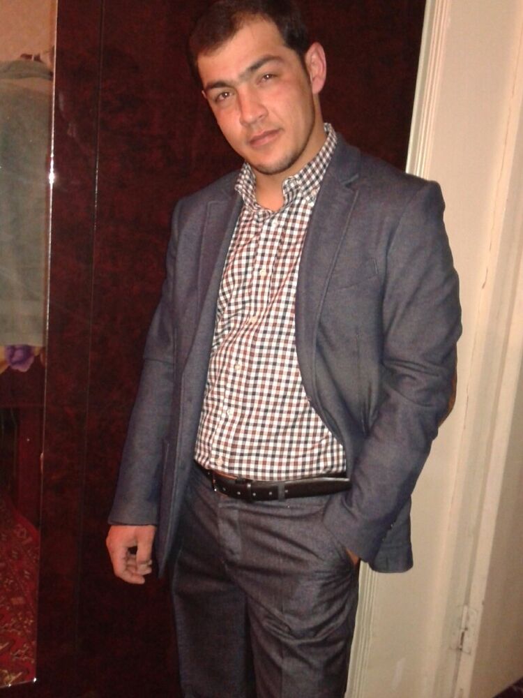  ,   Ali, 38 ,   