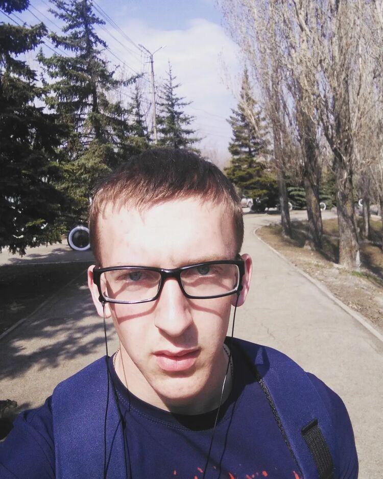  30086456  Ivan, 26 ,    