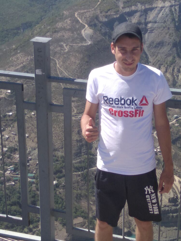 36596456  Ruslan, 33 ,    