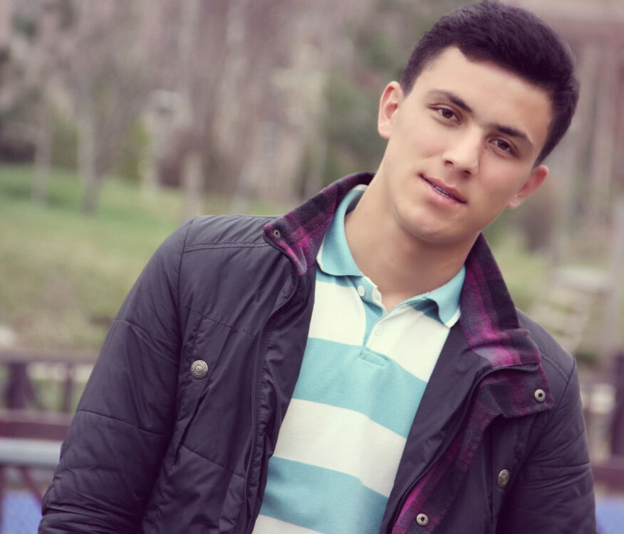  ,   Shahboz, 32 ,   