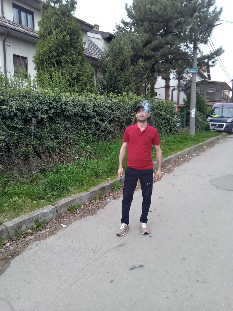  ,   Edik, 39 ,   ,   , c , 