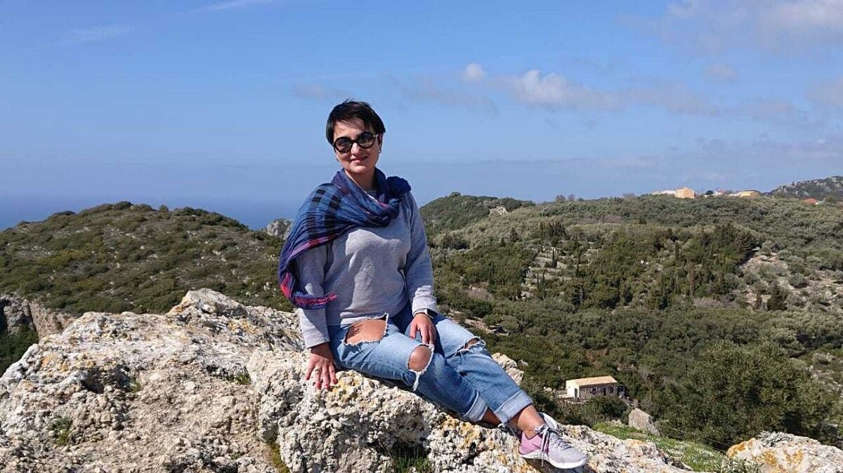  ,   Vera, 46 ,   ,   , c 