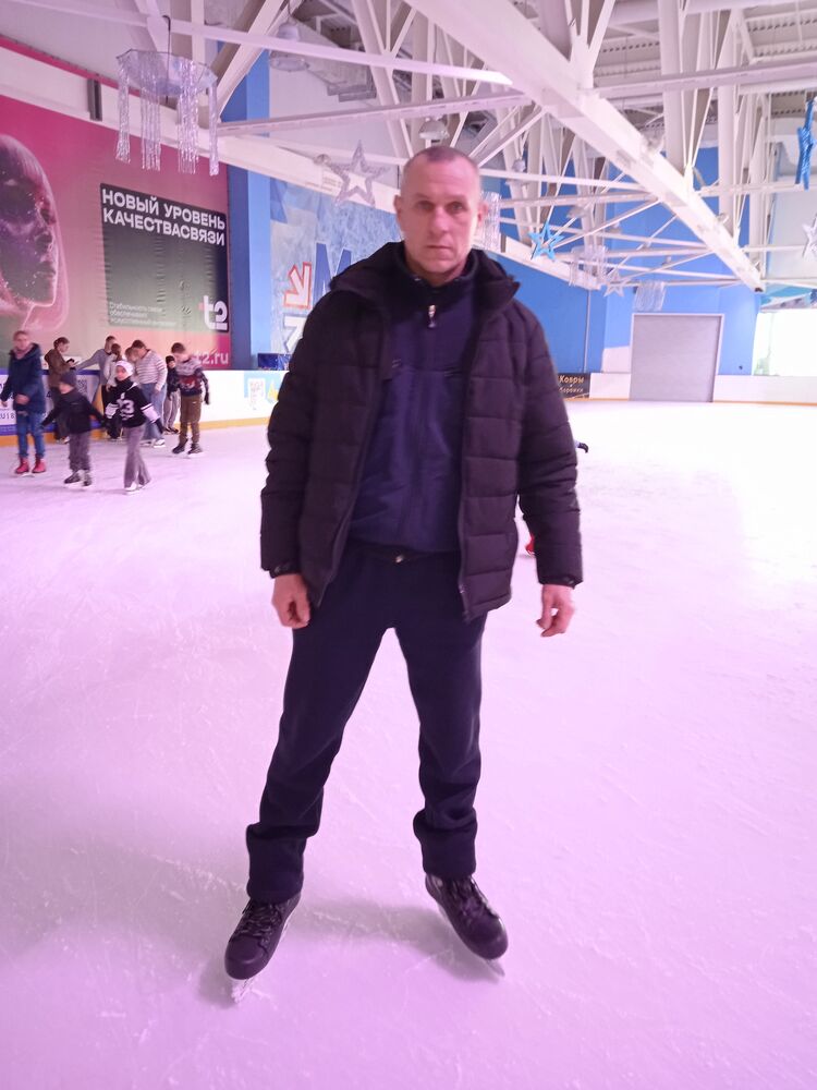  ,   Igor, 42 ,   , 