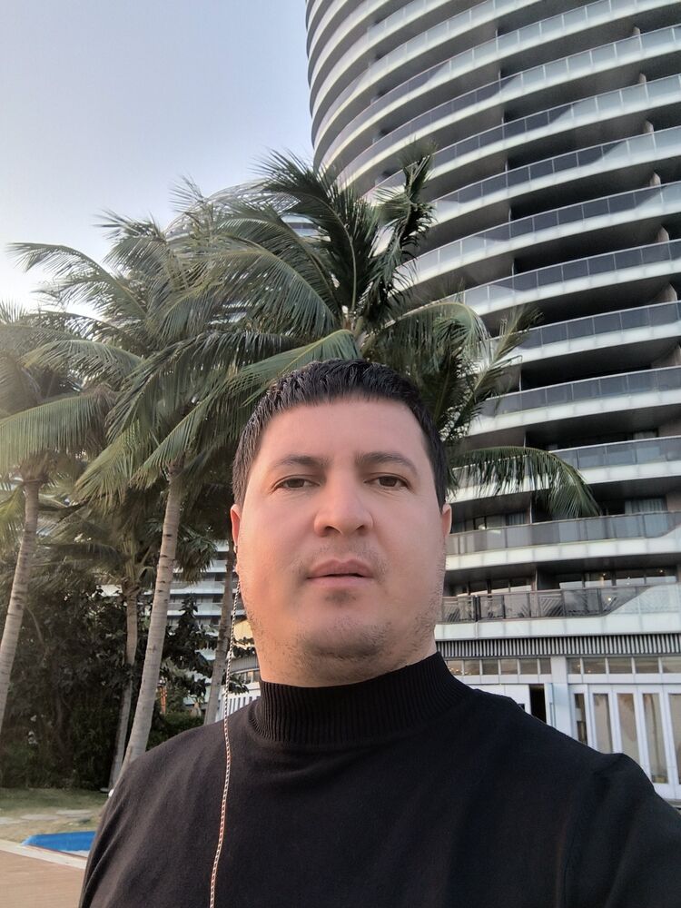  54318536  Abduhakim, 34 ,    