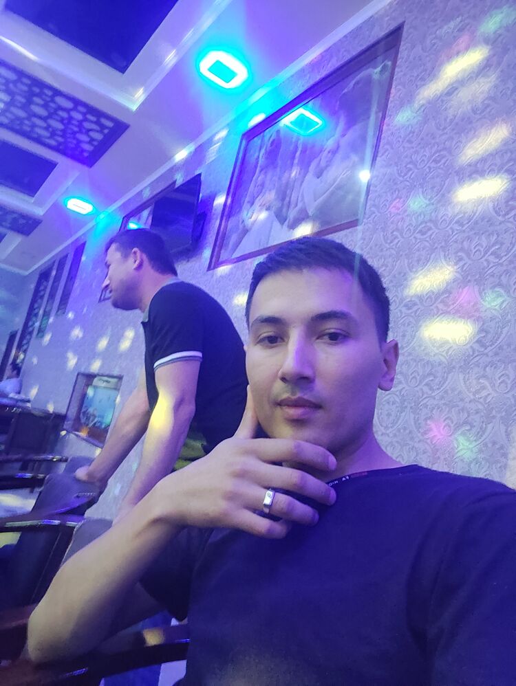  29392576  Umrbek, 33 ,    