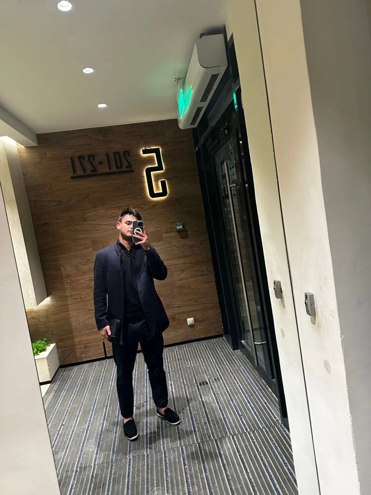  44088326  , 22 ,    