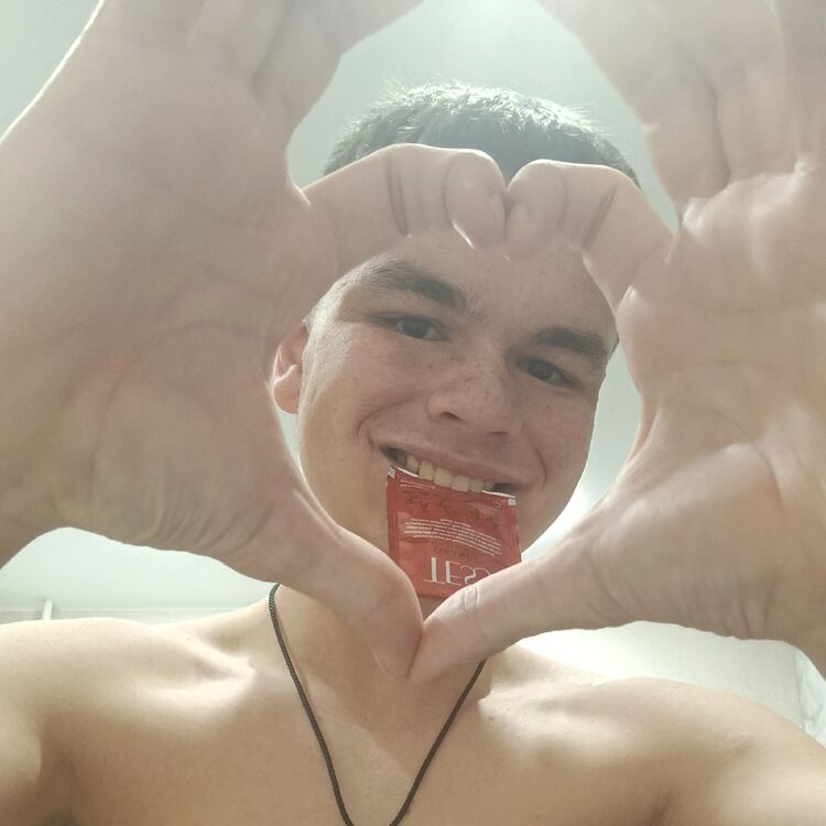  44457756  , 18 ,    