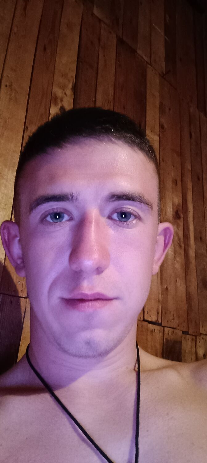  38783006  Vlad, 23 ,    