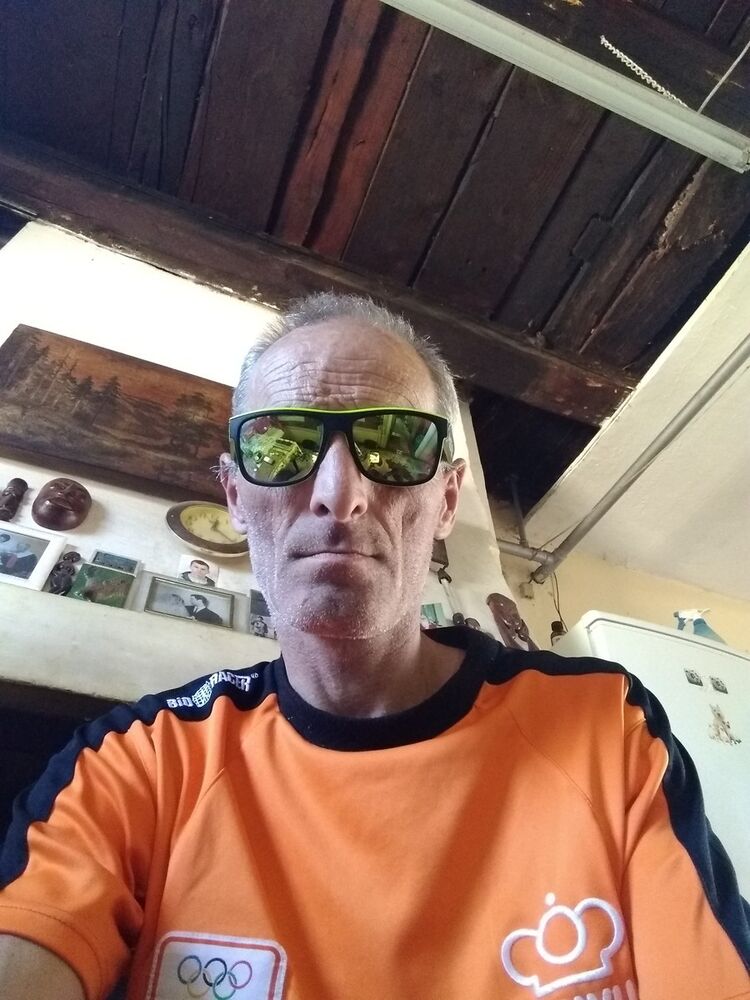  ,   Stanislav, 55 ,   ,   , c 
