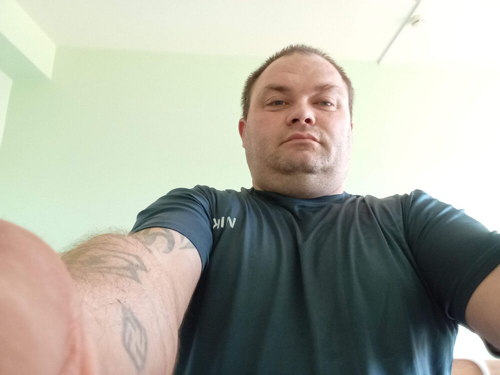  53854316  Kasper, 39 ,    