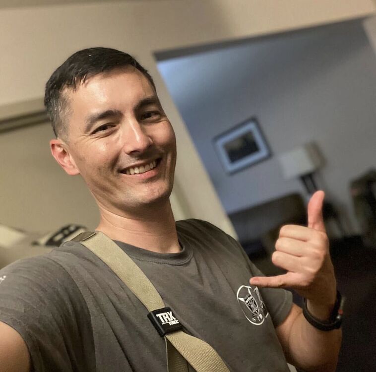  54760736  Leonardo, 43 ,    -