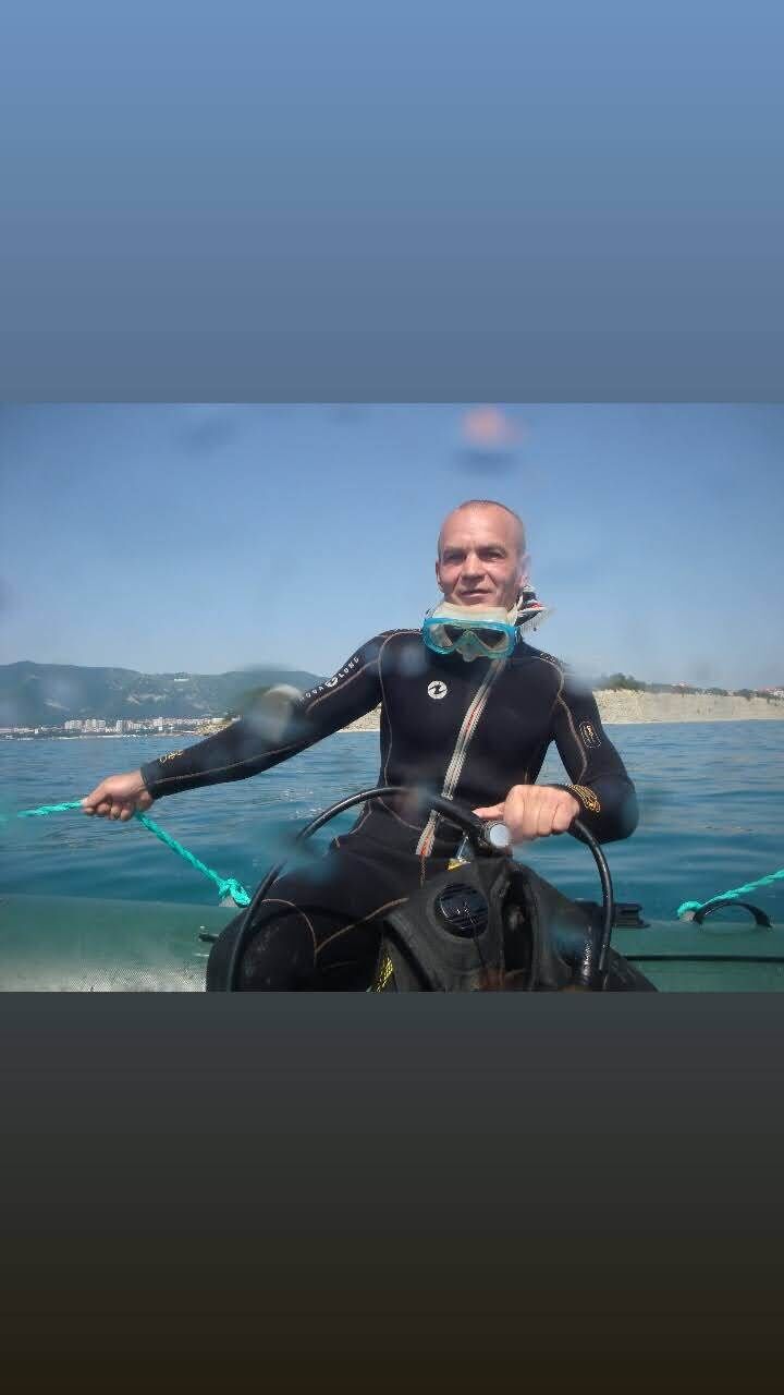  51026076  , 40 ,    