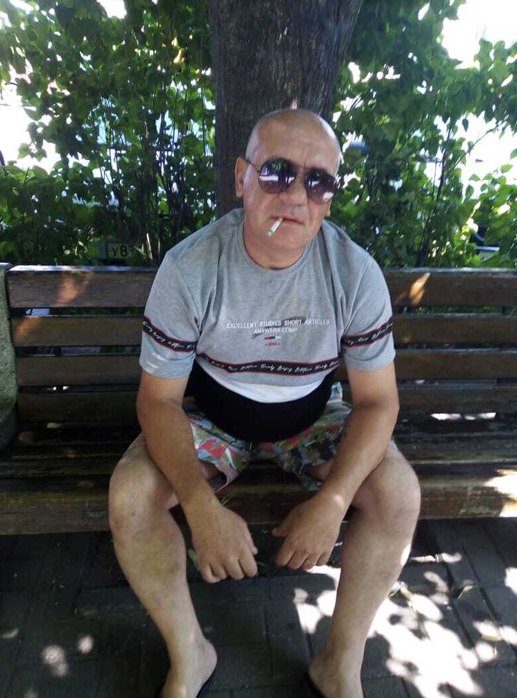 27757116  Valera, 52 ,    
