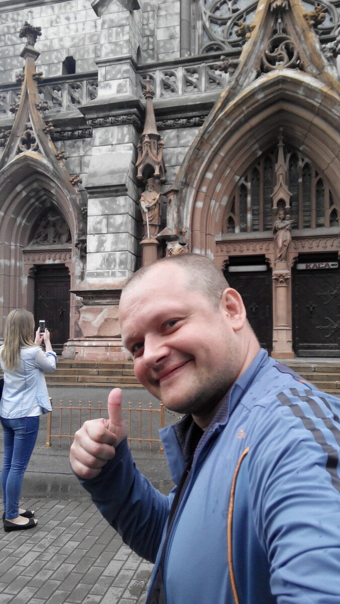  18694806  Oleg, 42 ,    