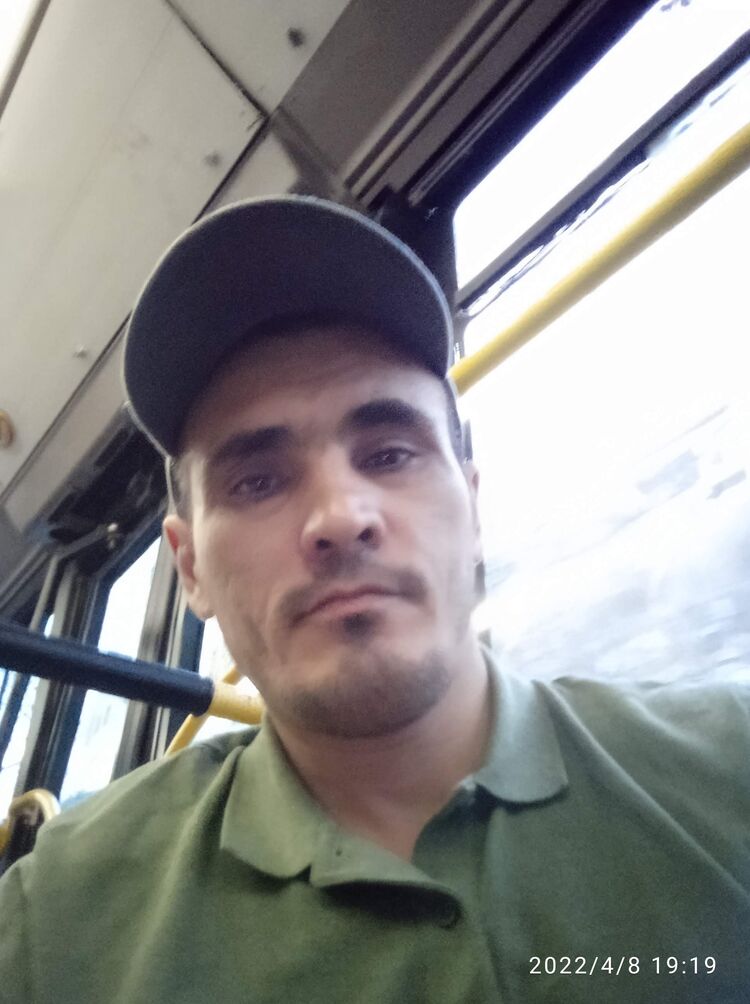  32887426  , 40 ,    