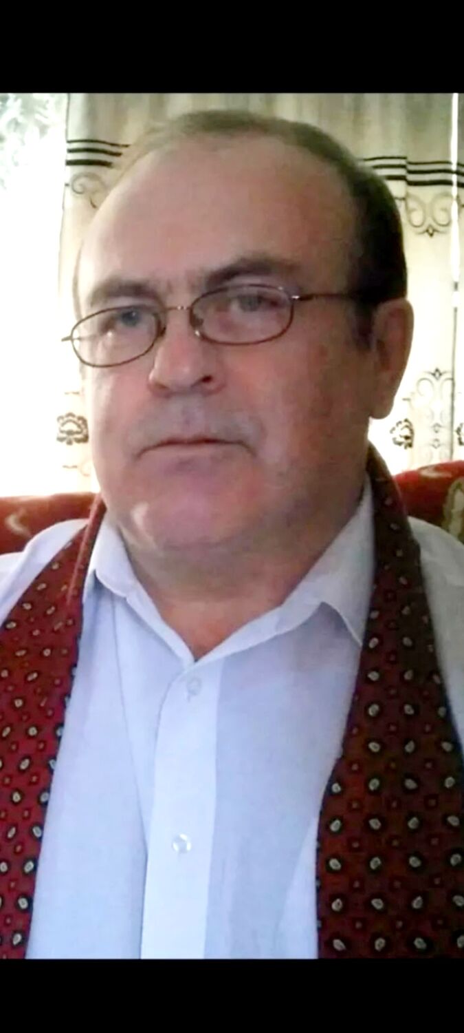  49440516  Wladimir, 60 ,    