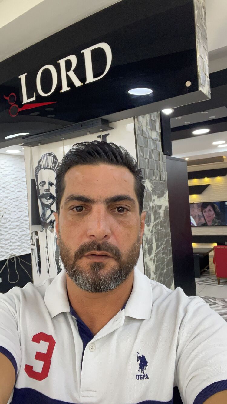  24777236  Mike, 54 ,    Beirut