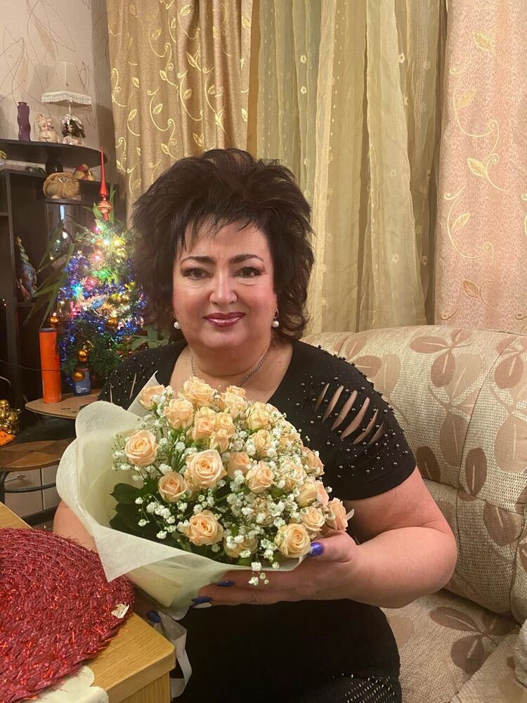  48530696  ilana, 65 ,    