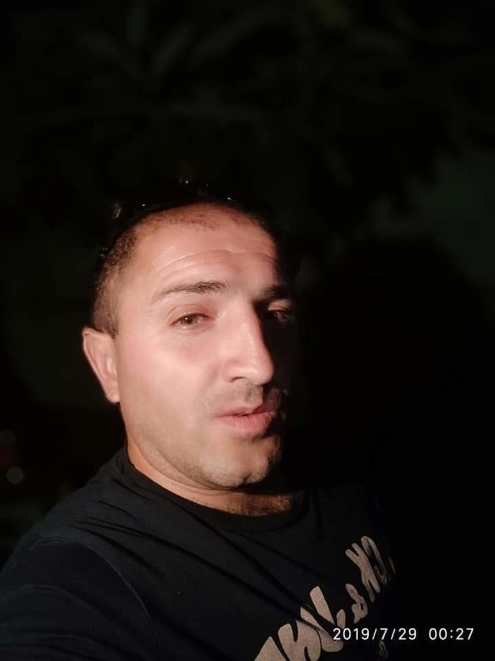  18948566  Misha, 46 ,    