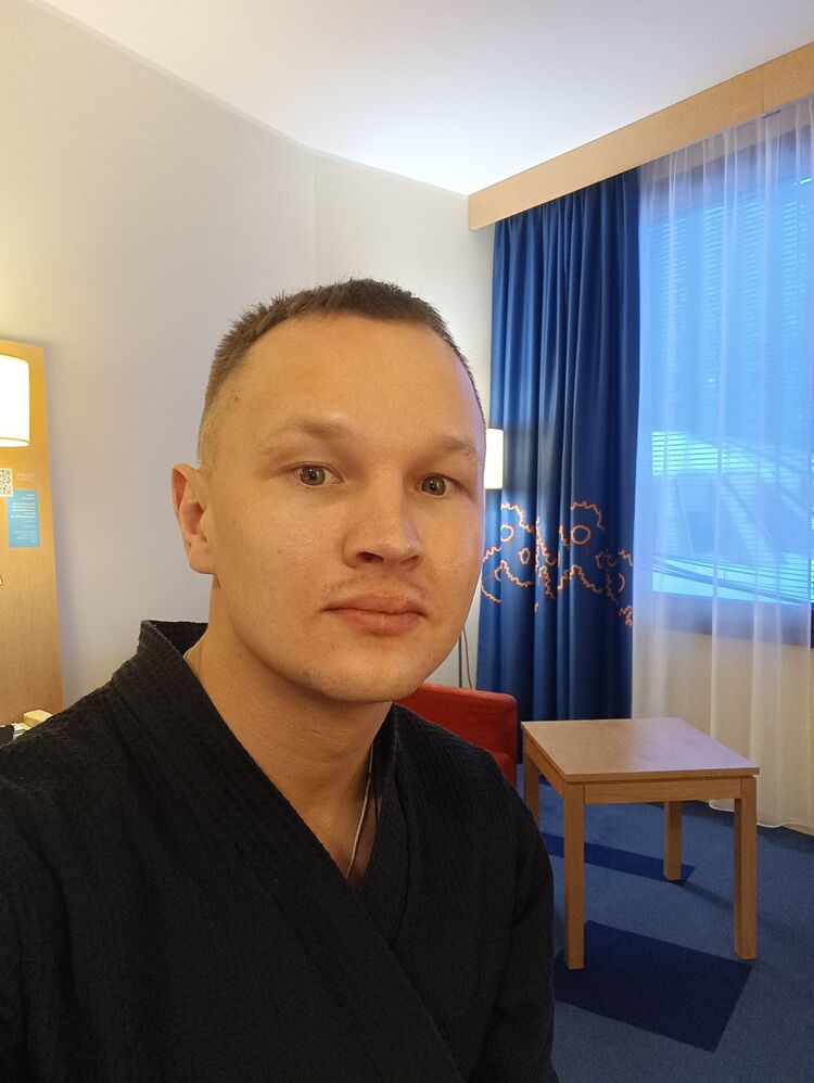  51109576  Sergey, 30 ,    