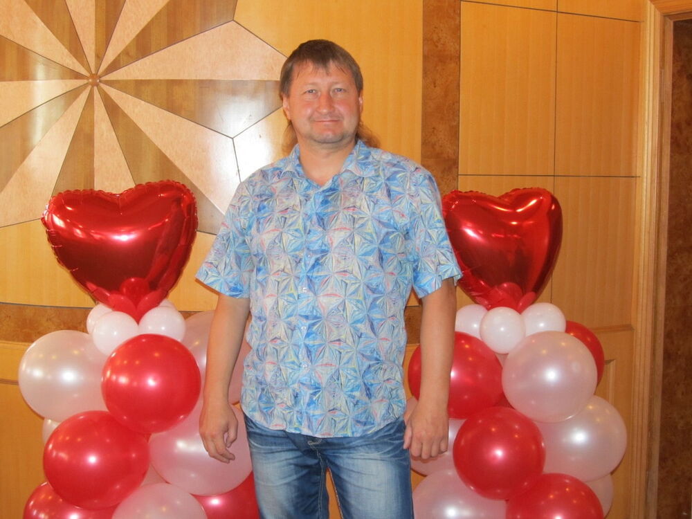  4440286  Andre, 56 ,    -