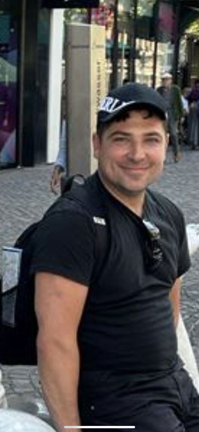  Kassel,   , 40 ,   ,   , c , 
