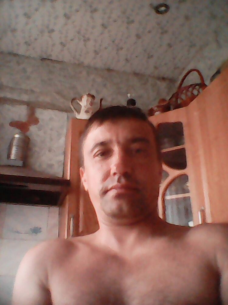  12172696  Rusik, 46 ,    