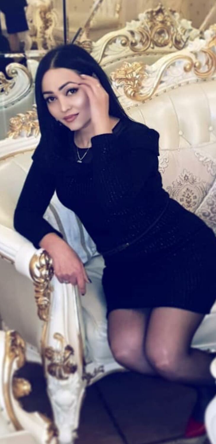  ,   Nicole, 40 ,   ,   