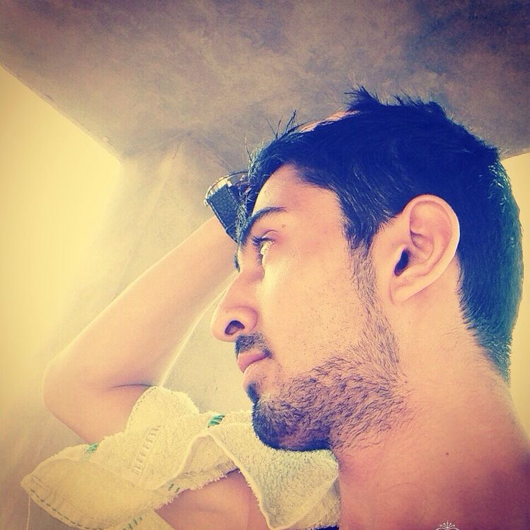  ,   Zaur, 32 ,   ,   , c 