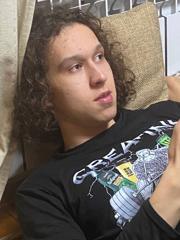  -,   Ѹ, 20 ,   ,   , c 