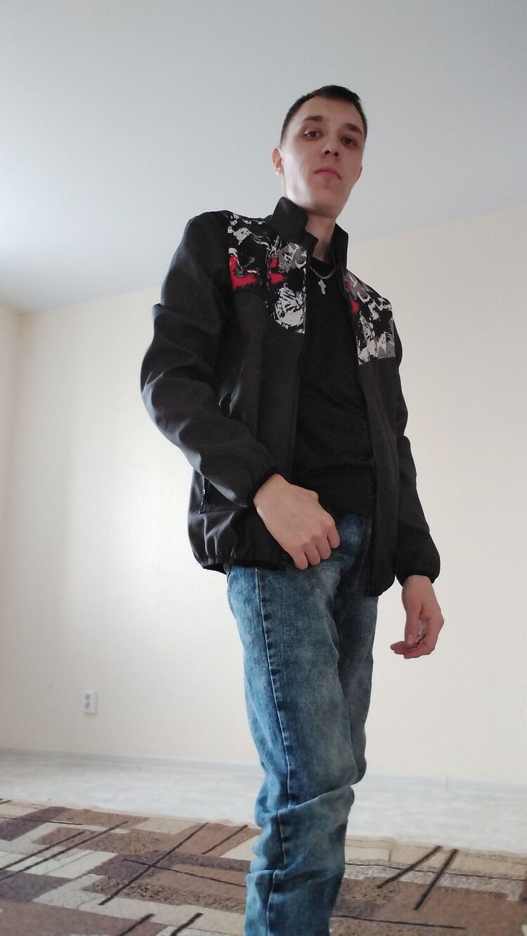  42525836  , 28 ,    -