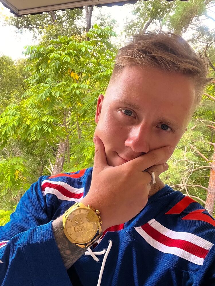  37754596  , 27 ,    -