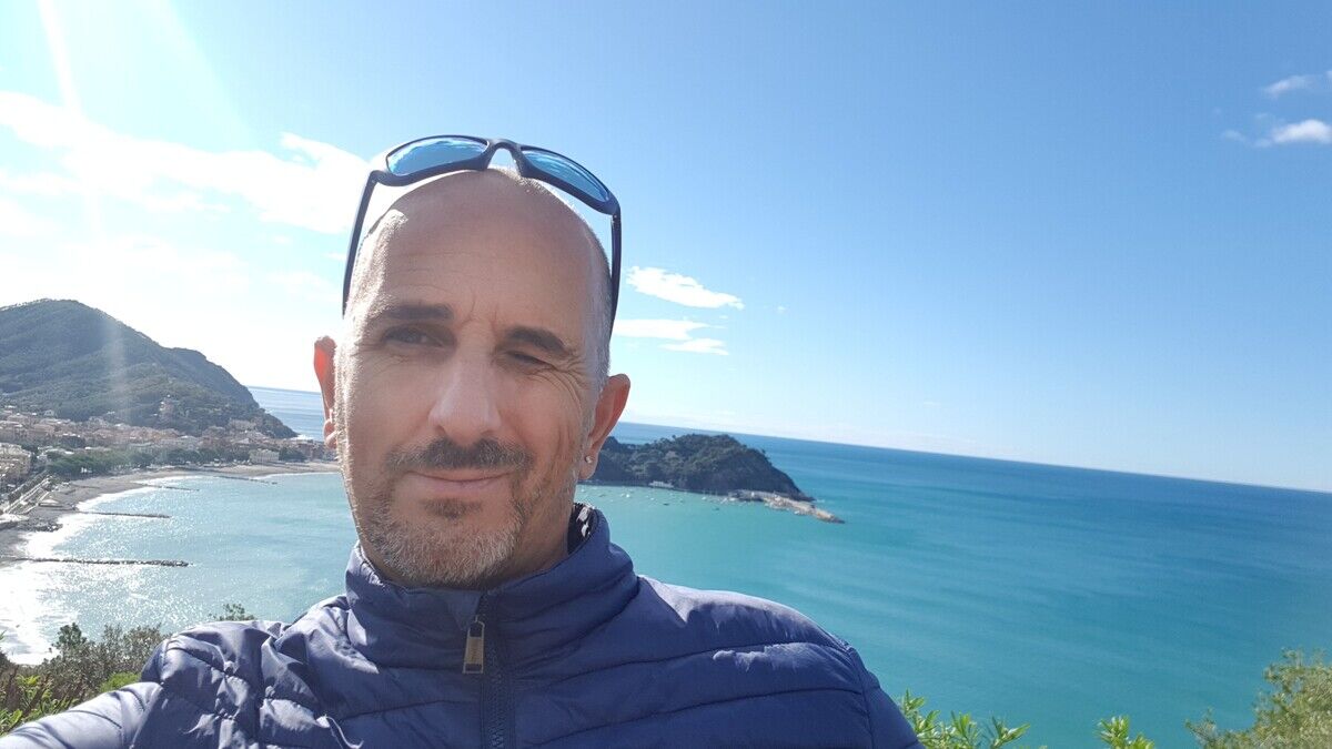  21607386  Vladimiro, 49 ,    Pratica Di Mare