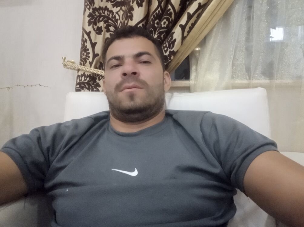  28533506  Sahin, 31 ,    