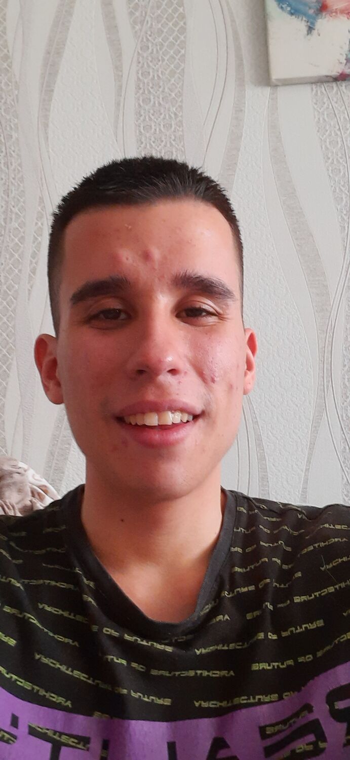  52316856  , 22 ,    